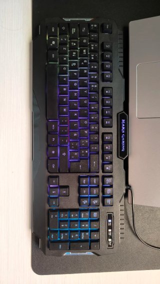 Teclado Gaming Mars Gaming RGB