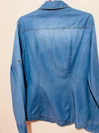 Camisa vaquera Benetton entallada azul Talla S