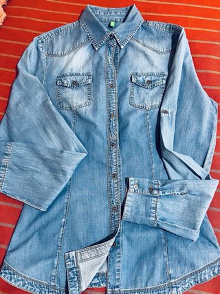Camisa vaquera Benetton entallada azul Talla S
