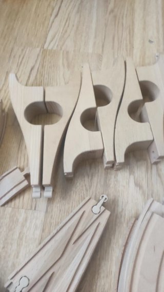 Tren de madera Ikea