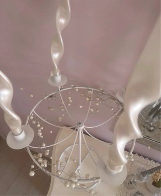 Candelabro bianco con perle  Compreso di candele