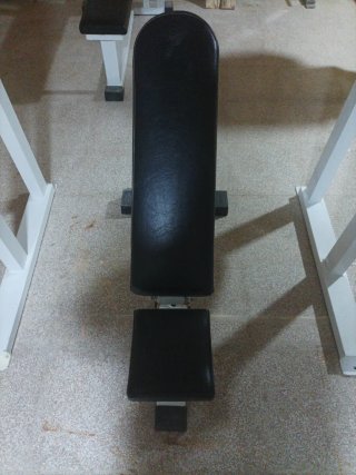Máquina de gimnasio multifunción