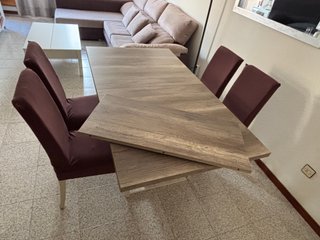 Mesa extensible salón + 4 sillas regalo
