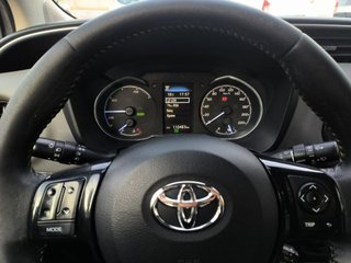 TOYOTA Yaris 1.5 100H Feel