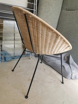 Butaca de mimbre diseño moderno