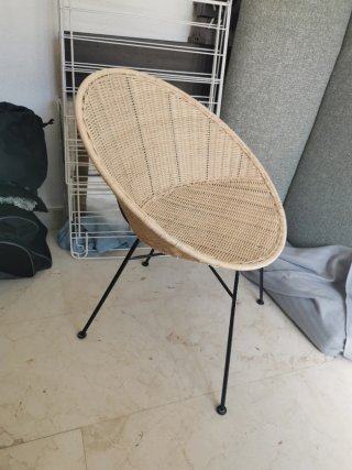 Butaca de mimbre diseño moderno