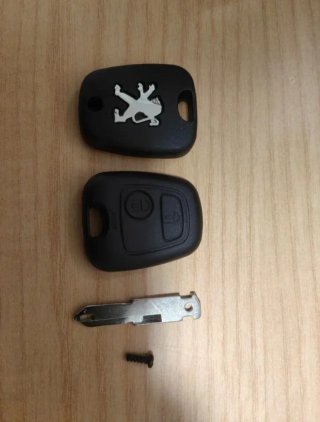 Llave carcasa Peugeot