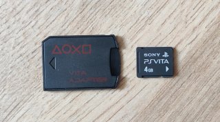 PS Vita 1004 OLED Negra