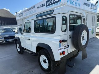 LAND-ROVER Defender 90 SW E