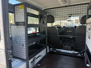 LAND-ROVER Defender 90 SW E