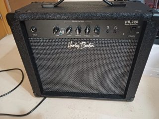 Bajo Eléctrico Harley Benton + Amplificador +Funda