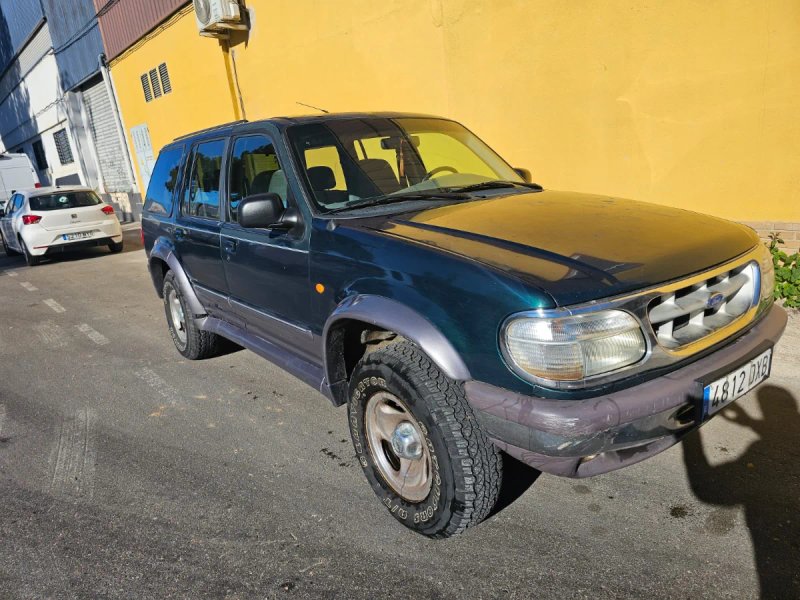 Ford Explorer 1997 - foto 1