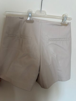 Falda pantalón efecto cuero beige Talla S