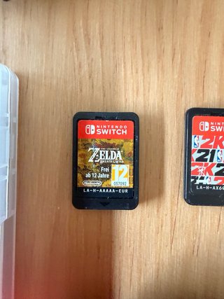 Nintendo Switch Azul/Rojo + Accesorios + Zelda