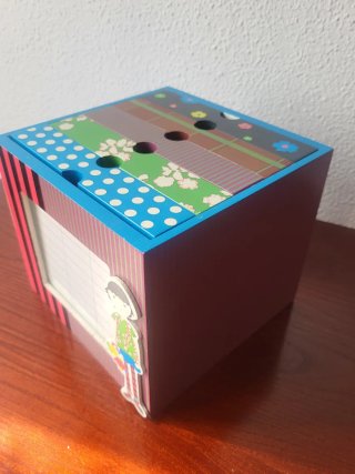 Caja de CD decorada