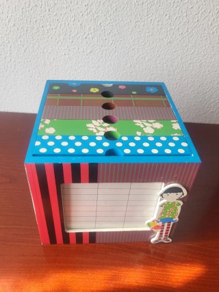 Caja de CD decorada