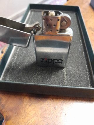 Accendino Zippo Argento