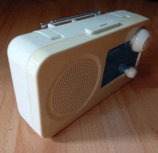 Radio Portátil FM Daewoo 4 Bandas
