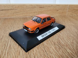 SKODA 120L ESCALA 1/43