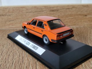SKODA 120L ESCALA 1/43