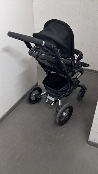 Carrito y capazo bebé negro bebe concord ion Neo