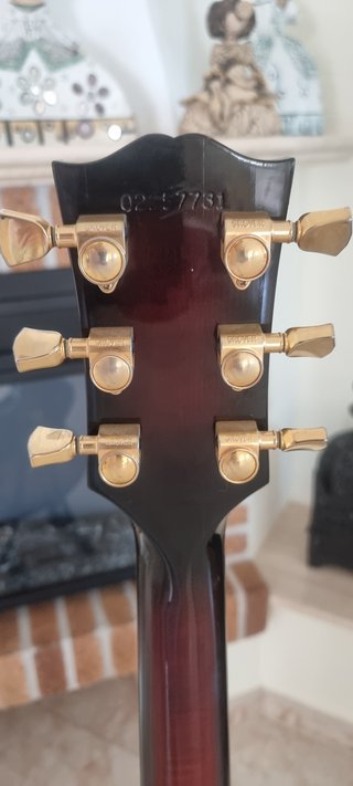 Guitarra Gibson ES-137 custum de 2005