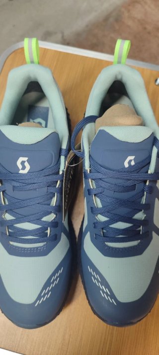 Zapatillas Scott Gore-Tex Talla 36 Nuevas