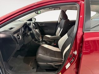 Toyota Auris 1.2 120T Active (Business Plus)