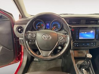 Toyota Auris 1.2 120T Active (Business Plus)