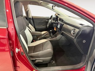 Toyota Auris 1.2 120T Active (Business Plus)