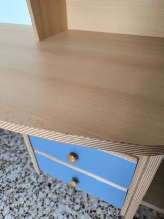 Mueble con escritorio, estantería y cama nido