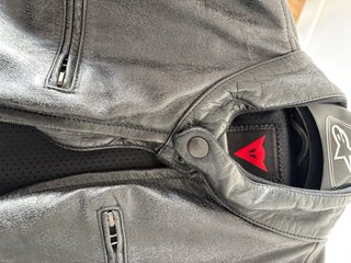 Chaqueta Moto Dainese Negra Cuero