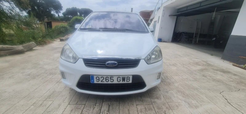 Ford C-MAX 2010 - foto 1