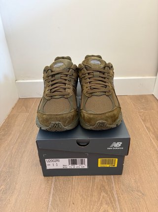 New Balance 2002R Verde Talla 41.5