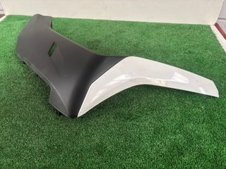 QUILLA LATERAL VOGE SR1 125 SCOOTER