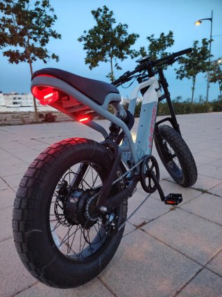 Bicicleta Eléctrica Fat Bike