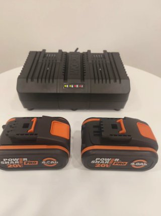 Cargador Doble WORX PowerShare 20V + 2 Baterías
