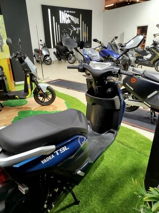 Yadea T9L Ciclomotor Eléctrico Azul