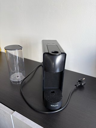 Máquina café Nespresso Krups Preta