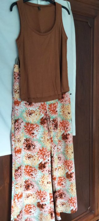 Conjunto Sfera Top y Pantalón Estampado T M