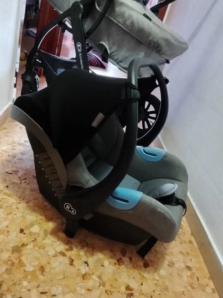 Silla de paseo y silla de coche para bebé