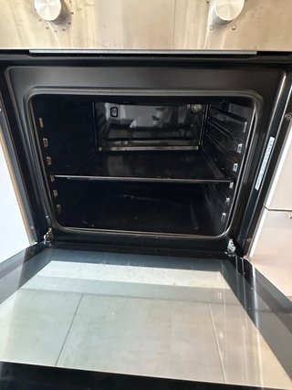 Vitrocerámica y horno en buen estado