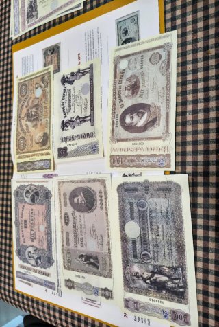 Papel de la peseta 40 billetes Facsimil FNMT.