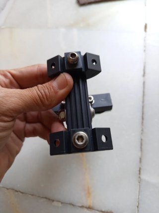 Soporte Tacx para bidón sillín