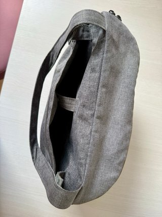 Bolso organizador para silla de paseo gris