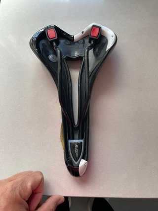 Sillín Selle Italia Gel Flow Negro