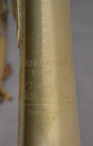 Trompeta Bach Stradivarius 37 Raw Brass Sib