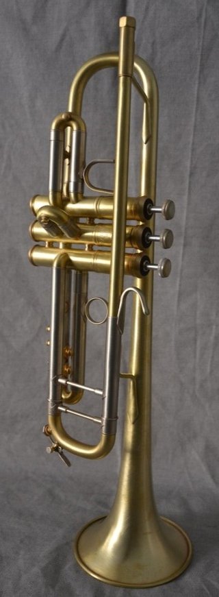 Trompeta Bach Stradivarius 37 Raw Brass Sib