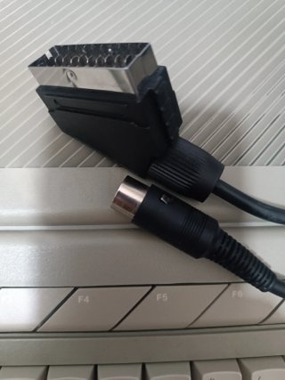 Atari 520 STe 4MB con Satandisk, Ratón,cable RGB.
