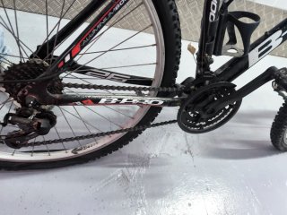Bicicleta B-Pro M100 aluminio con ruedas de 26"